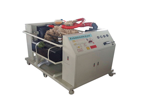 勇士BJ2022發(fā)動機(jī)實(shí)訓(xùn)臺